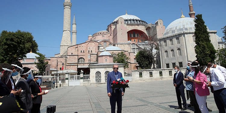 Cumhurbaşkanı Erdoğan'dan döviz ve altın açıklaması-0