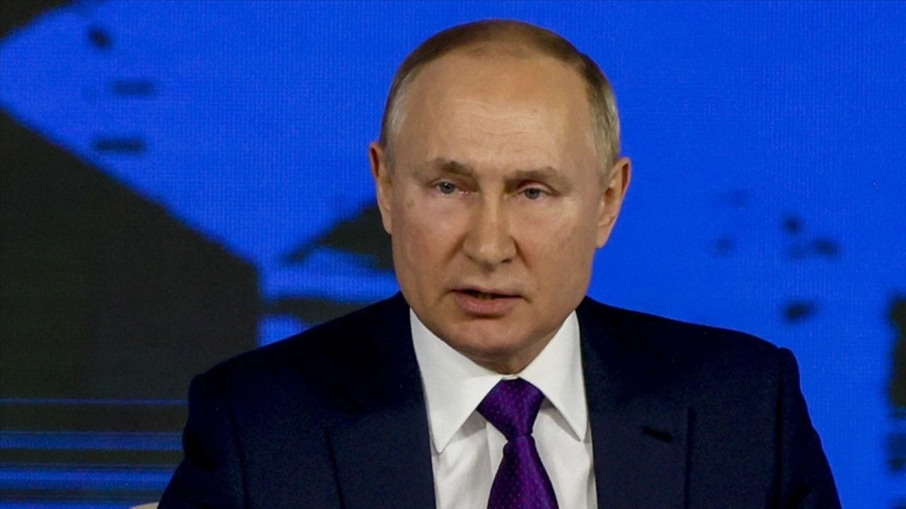 Putin döviz ve bankacılıkla ilgili kararları imzaladı: Yasaklar geliyor