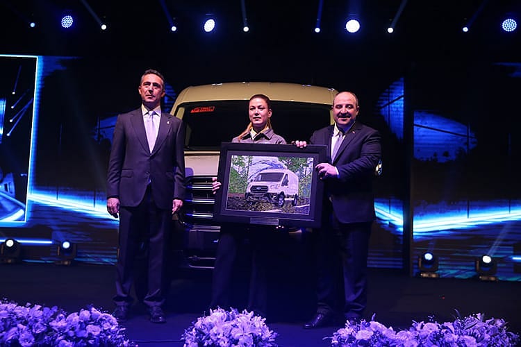 Ford Otosan, Ford E-Transit'i törenle hattan indirdi-0