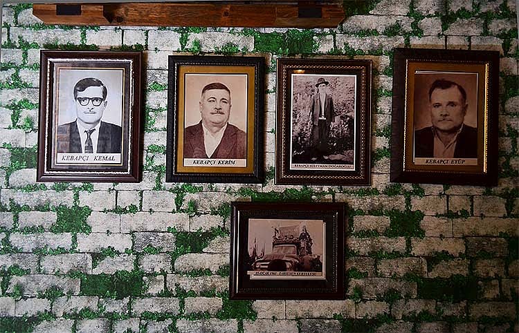 Asırlık dükkanda üç kuşaktır Tarsus kebabı yapıyorlar-1