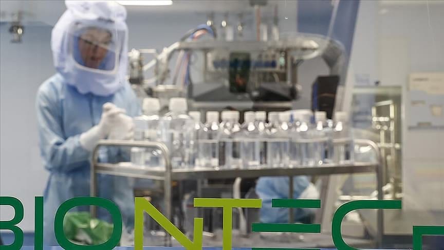 BioNTech aşısında takvim değişti, 2. doz randevuları ertelenecek, SMS gelecek