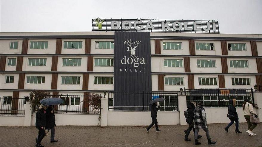 Bakan Selçuk'tan Doğa Koleji açıklaması: Satış ve devir işlemleri sürüyor