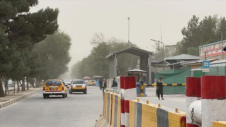 Taliban'ın Kabil'de yönetimi ele geçirmesinden sonra ilk çatışma: 3 ilçenin kontrolü el değiştirdi