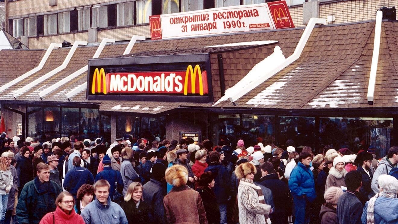 Rus 'McDonald's'ının logosu resmen açıklandı-1