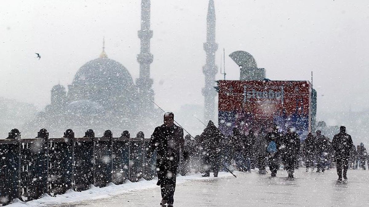 İstanbul'da kar ne zaman yağacak? İstanbul için meteorolojiden son tahminler