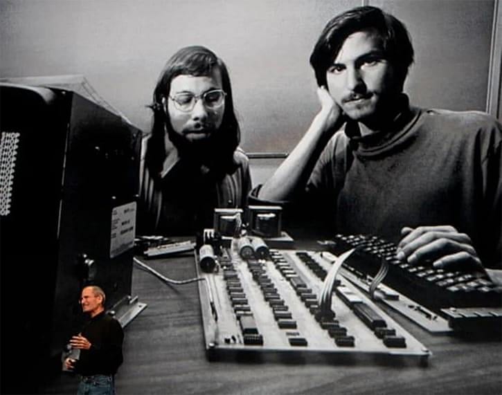 Apple'ın ilk bilgisayarı Apple-1 rekor fiyata satıldı-0