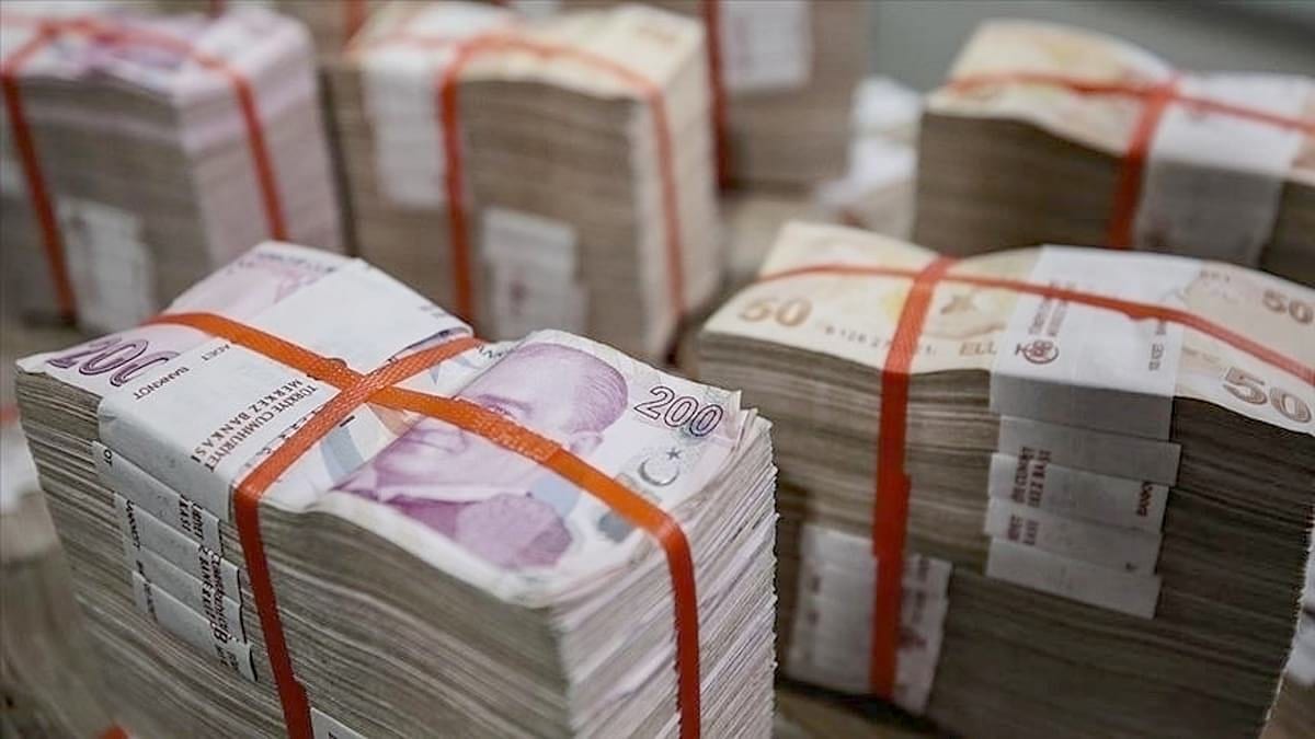 Banka kârları bir yılda yüzde 323 arttı