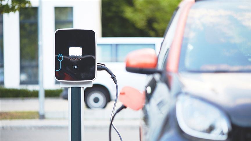 Petrol üreticisi ülke bir ilk oldu: Elektrikli araçlar pazar payının yüzde 50'sini geçti