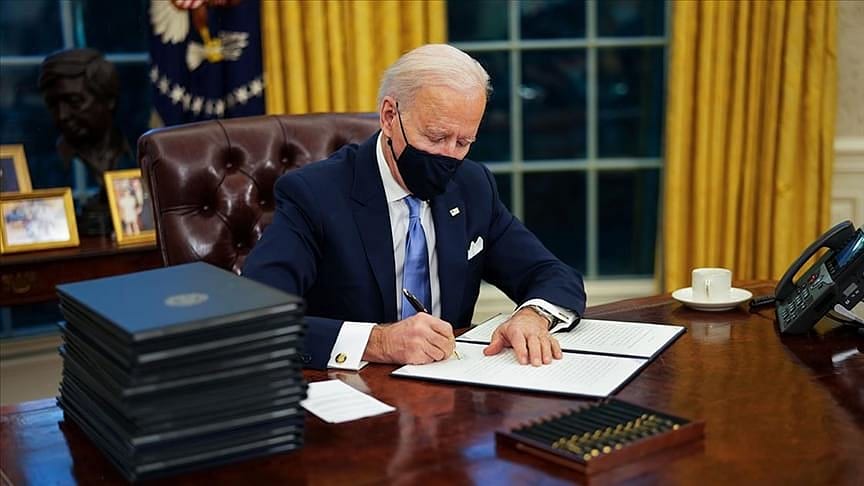 Biden, asgari saatlik ücret artışını imzaladı