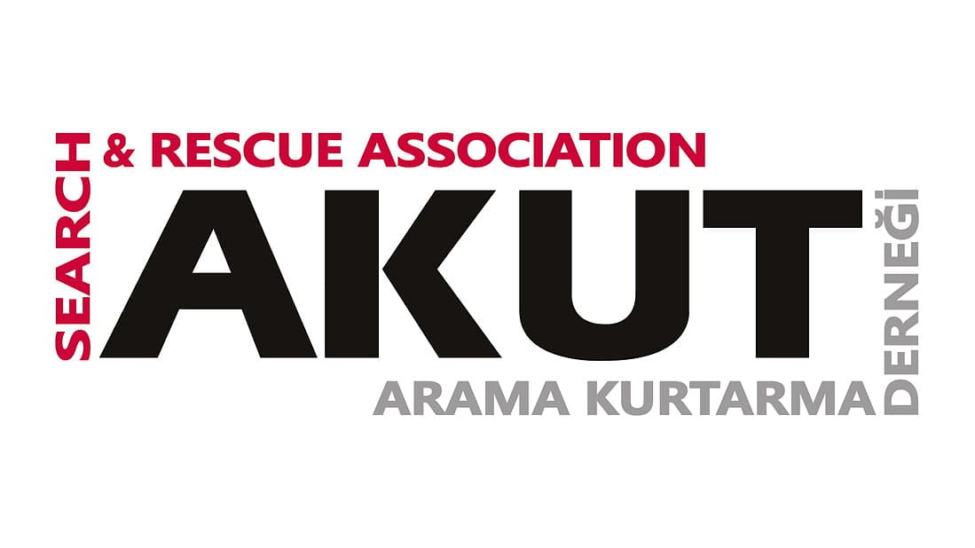 Akut 20 yaşında