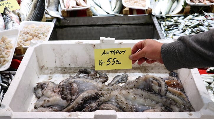 Restoranlar kapandı, fiyatı 50 liraya kadar düştü-0