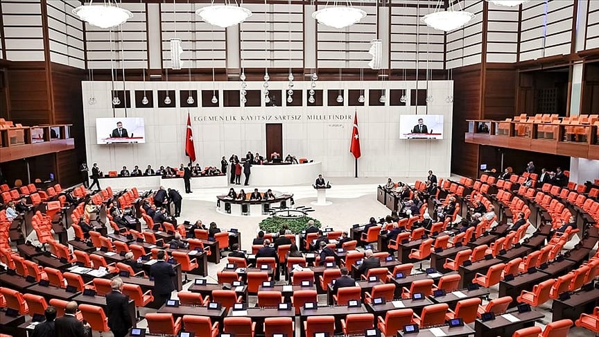 Ek gösterge ve öğrenci affı düzenlemesini de içeren torba kanun Meclis'te