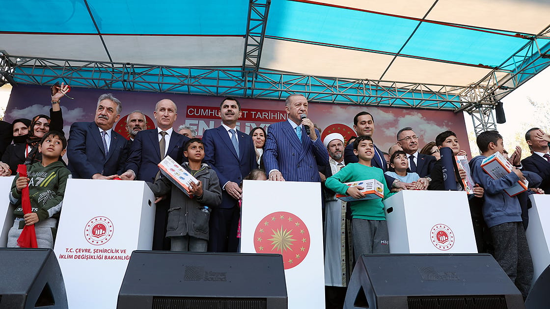 Sosyal konutta temel atıldı... Cumhurbaşkanı Erdoğan: İlk etap 2 yıl içinde tamamlanacak