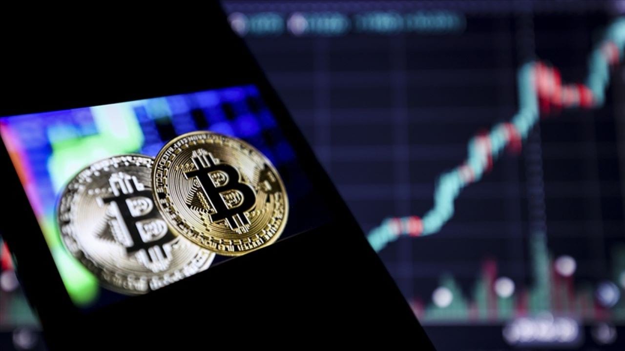 10 ayın en düşük seviyesini gördü: Bitcoin neden düştü?