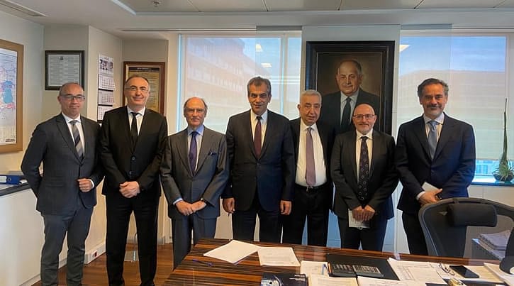 Anlaşma sağlandı: 935 milyon dolarlık dev yatırım için start verildi-0