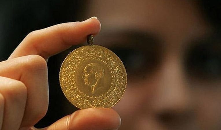 Altın haftayı düşüşle kapattı