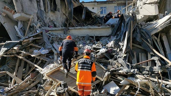Pakdemirli: Elazığ ve Malatya'daki üreticilerin tarımsal destekleri bugün ödenecek