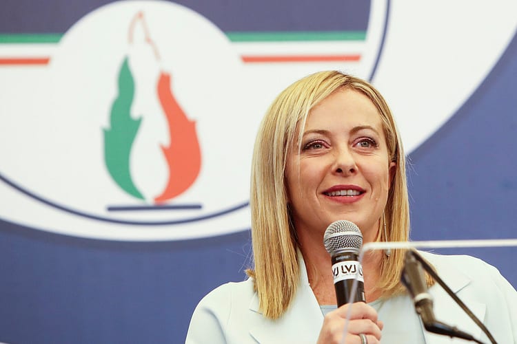 İtalya'da seçimlerin galibi sağ ittifak oldu... Berlusconi yeniden Senatoda