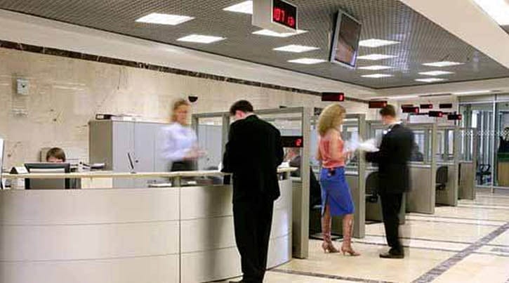Bankacılık devi, 35 bin kişiyi işten çıkaracak