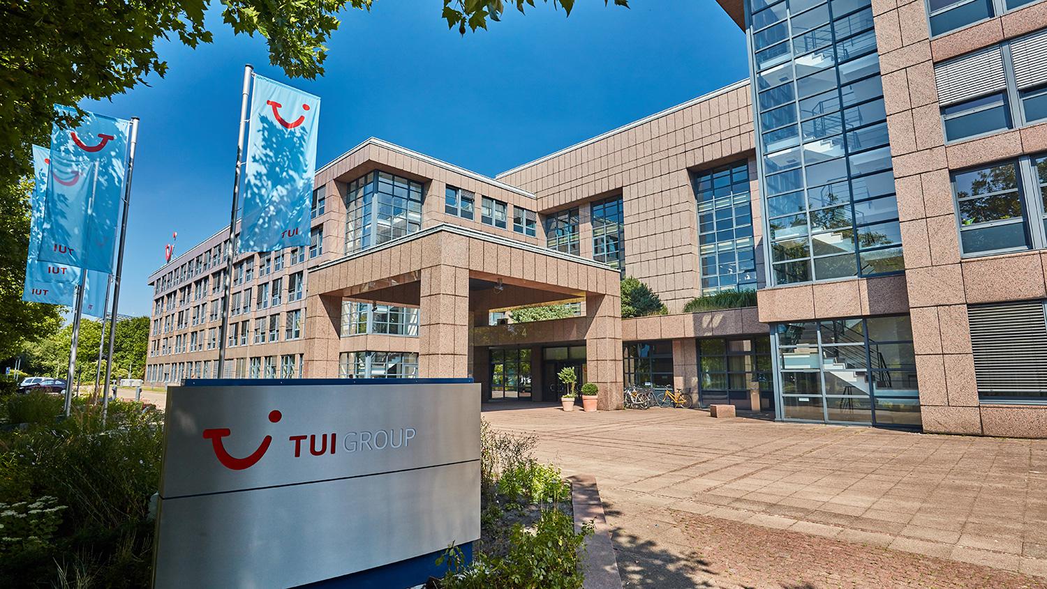 Alman tur operatörü TUI Group'tan koronavirüs kararı