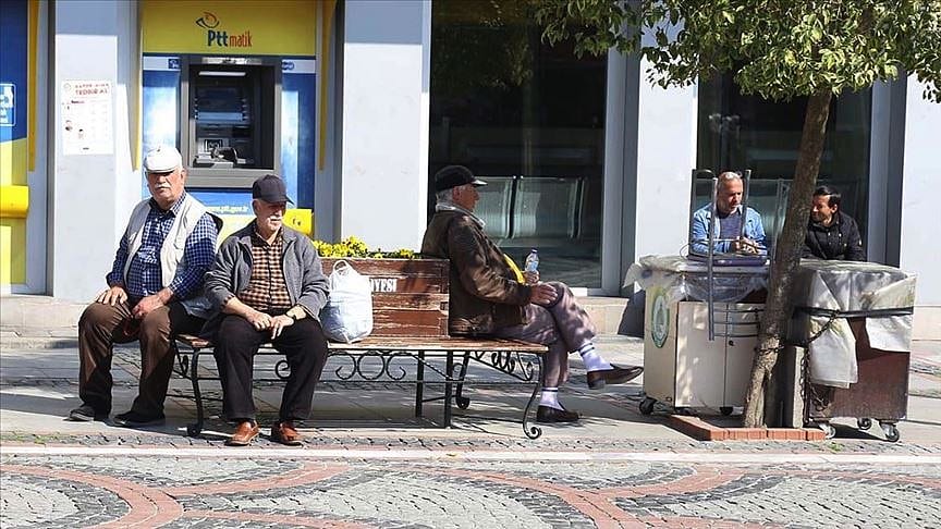 65 yaş üstü için yeni genelge: İstisnalar belirlendi