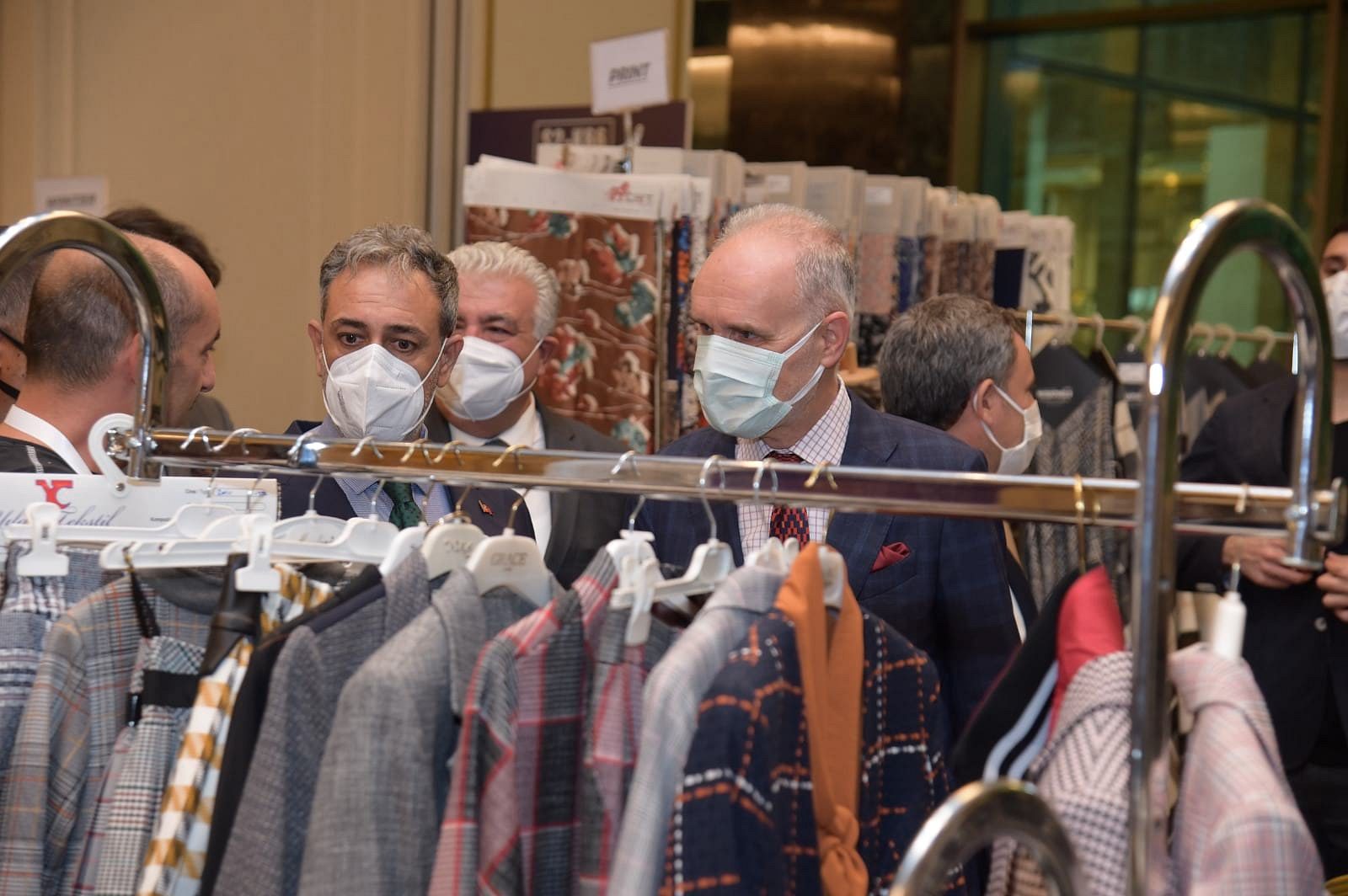 Kumaş ve tekstil yan sanayiinde 6 ülkeden 350 alıcı İstanbul’a geldi-2