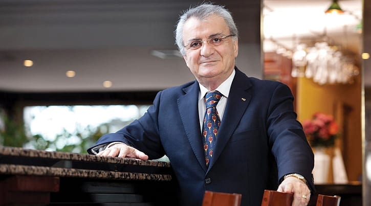 TÜROB’da bayrak değişimi