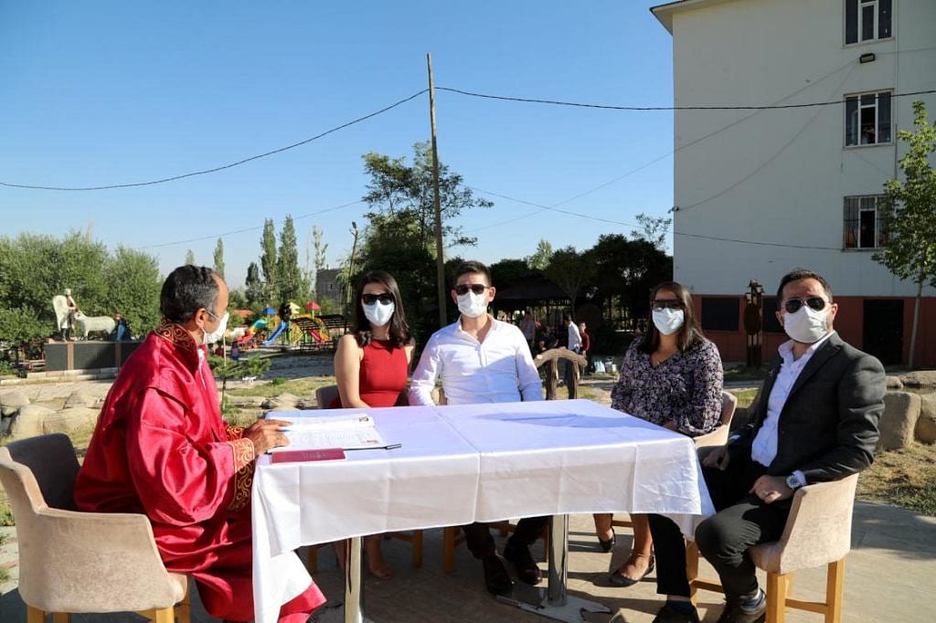 Koronavirüsü yaşayanlar neler anlatıyor? 'Virüs yok' deyip yakalananlar var-2