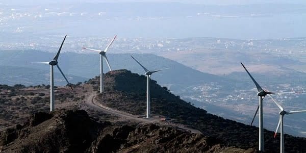 Rüzgar enerjisinde önlisans başvuruları ertelendi