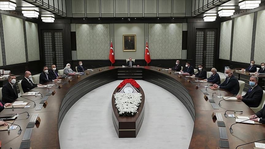 Kabine bugün toplanacak: Masada hangi konular var? Yeni kısıtlamalar gündeme gelir mi?
