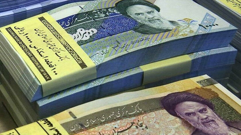İran'da dolar ve Euro'da tarihi rekor