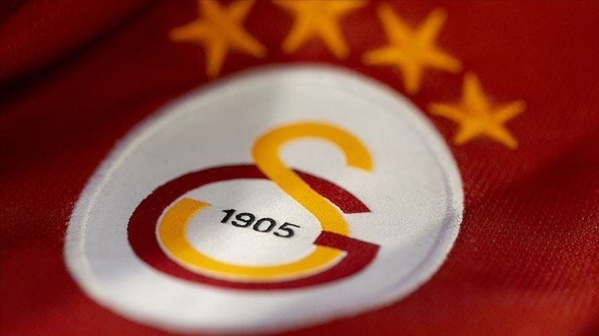 Galatasaray Victor Nelsson'u KAP'a bildirdi
