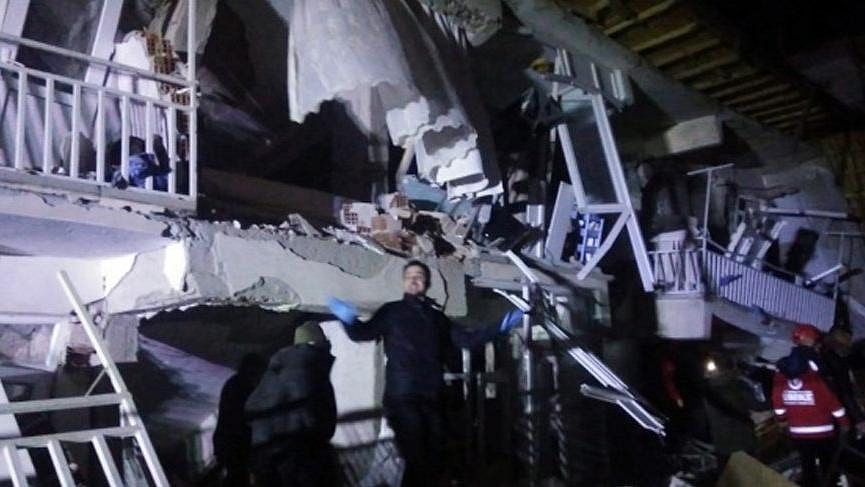 Elazığ'daki 6.8'lik depremde son durum-0