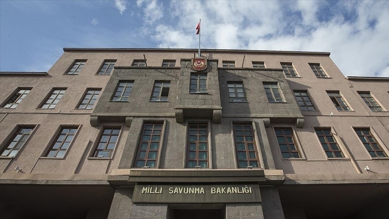 Milli Savunma Bakanlığı ve TSK'ya 65 uzman yardımcısı alınacak