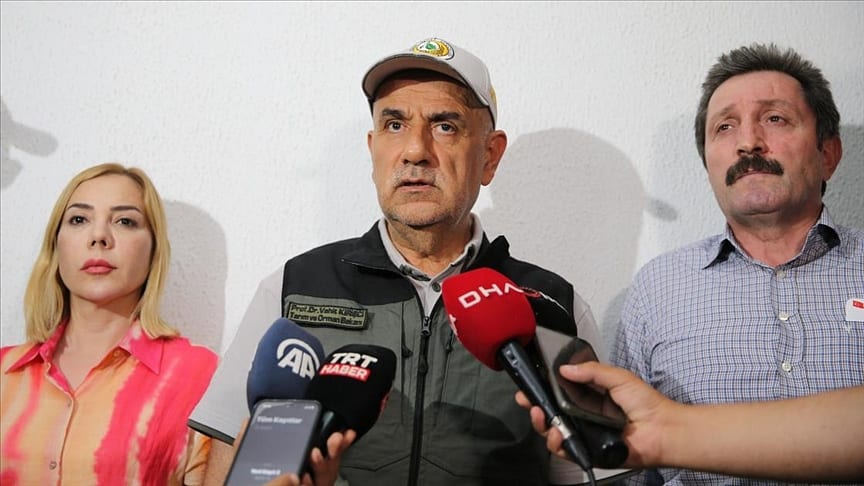 Datça'da orman yangını: 2400 kişi tahliye edildi... Bakan çıkış nedenini açıkladı-0