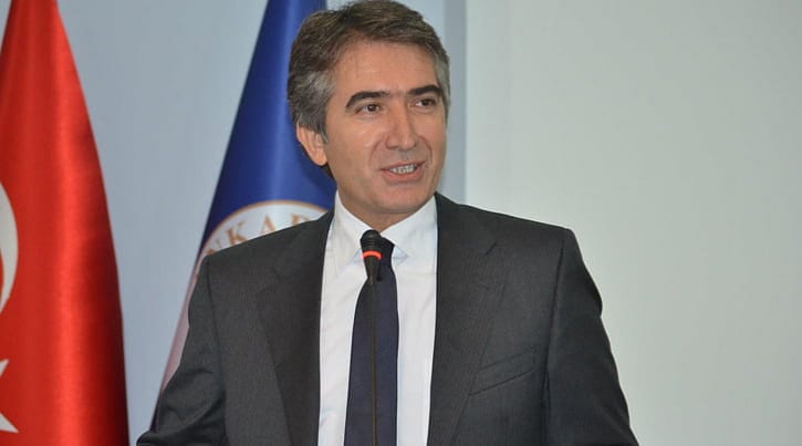 Ekonomideki küçülme üçüncü çeyreğe sarkabilir