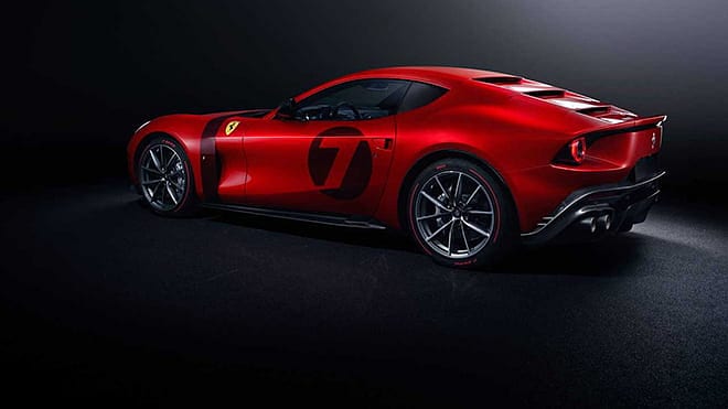 Ferrari tek bir müşteri için ürettiği aracı tanıttı-2