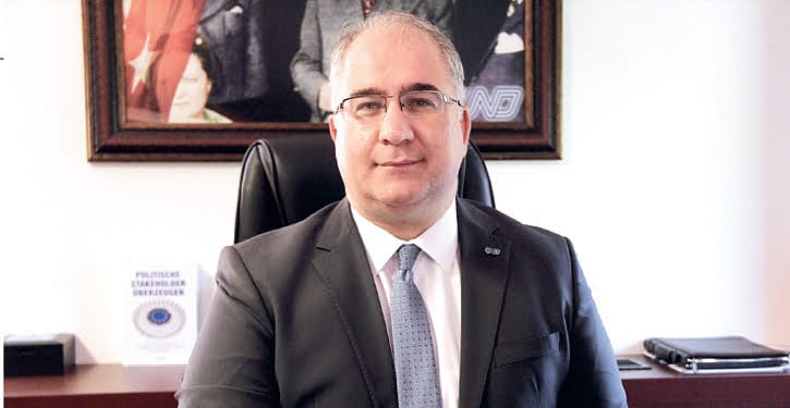 Hem Doğu hem Batıda büyük zorluk yaşıyoruz