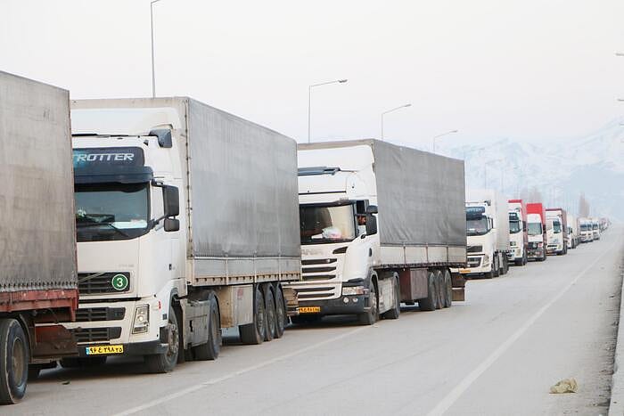 İran'la kapılar kapandı, 150 tır yumurta sınırda kaldı