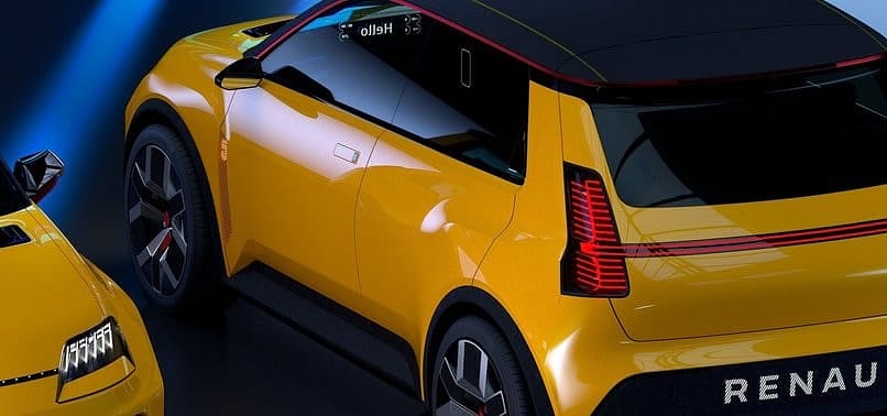 İkonik model Renault 5 yıllar sonra geri dönüyor-0