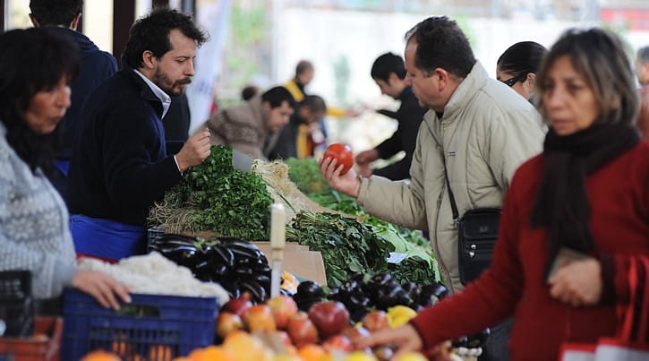 Tüketici güveni yeniden zayıflıyor