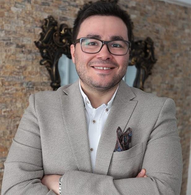Gelenek ile yenilik arasında köprü oldu-1