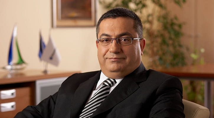 Satın almalara sıcak bakıyor