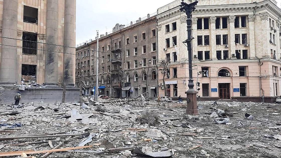 NATO Genel Sekreteri Stoltenberg: Ukrayna'da çatışmanın tarafı olmayacağız-0