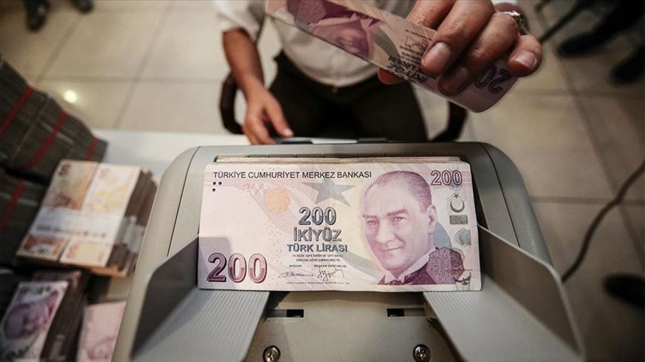 Esnafa yönelik Hazine Faiz Destekli Kredi Paketi yürürlüğe girdi, Halkbank aracılığıyla kullanılıyor