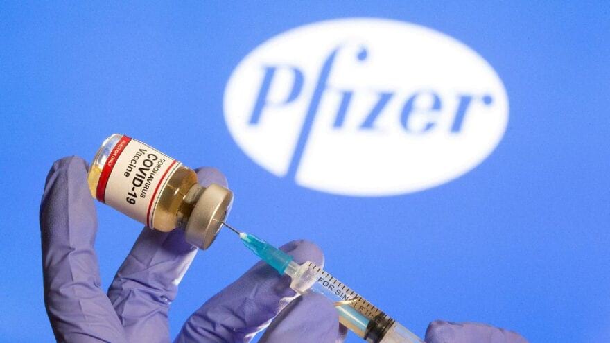 NYT: FDA, Pfizer/BioNTech'in Kovid-19 aşısına gelecek ay tam onay verebilir