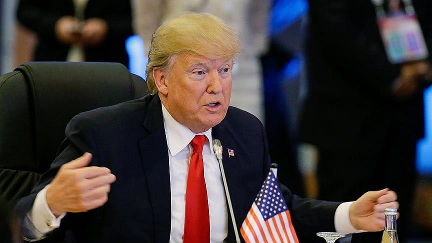 Trump'tan koronavirüsle ilgili 4 kararname