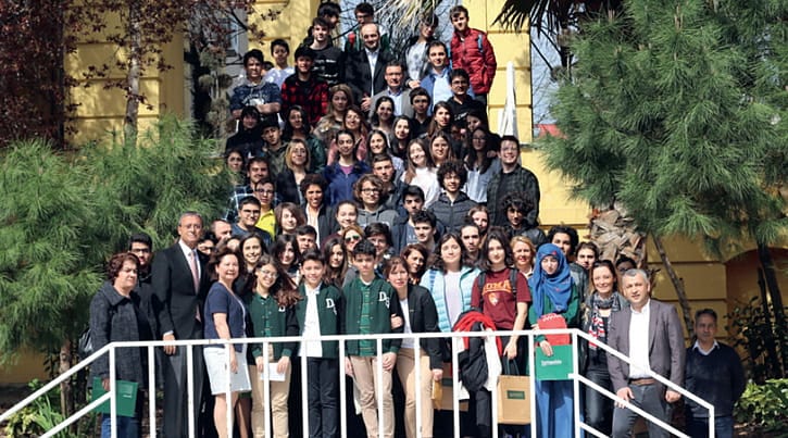 Liseli gençler geleceği tasarlıyor