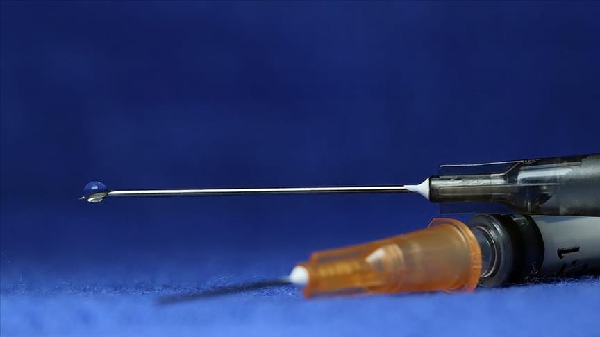 Çin'de ele geçirildi: Kovid-19 aşısının da sahtesini üretmişler