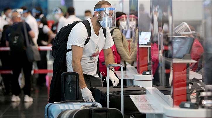 Hava yoluyla ağustosta yaklaşık 9,6 milyon yolcu taşındı